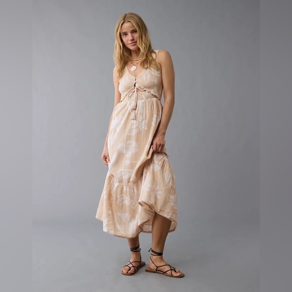 American Eagle Women’s XS Beige Floral Cutout Maxi Dress Smocked Chest - Picture 1 of 10